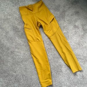 Cargo Running Leggings | Old Navy